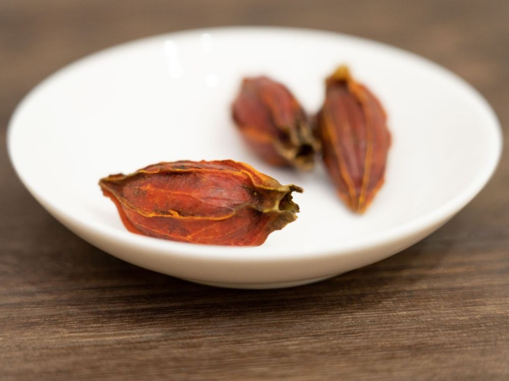 クチナシなど長らく使用されてきた食品添加物を既存添加物という