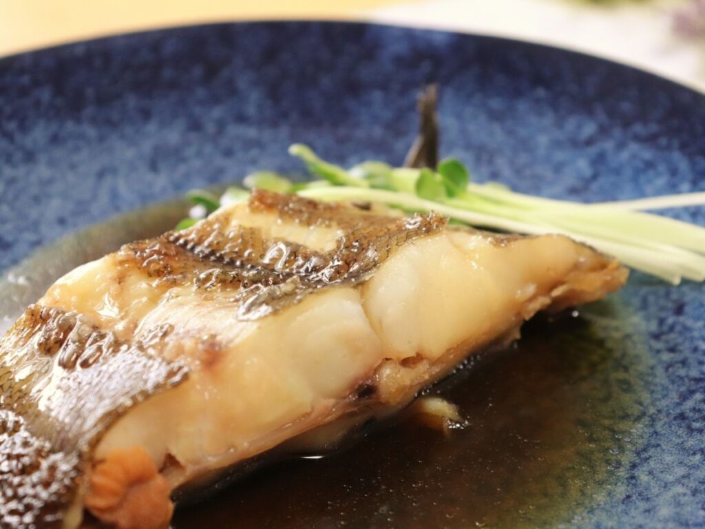 煮魚のアップの写真