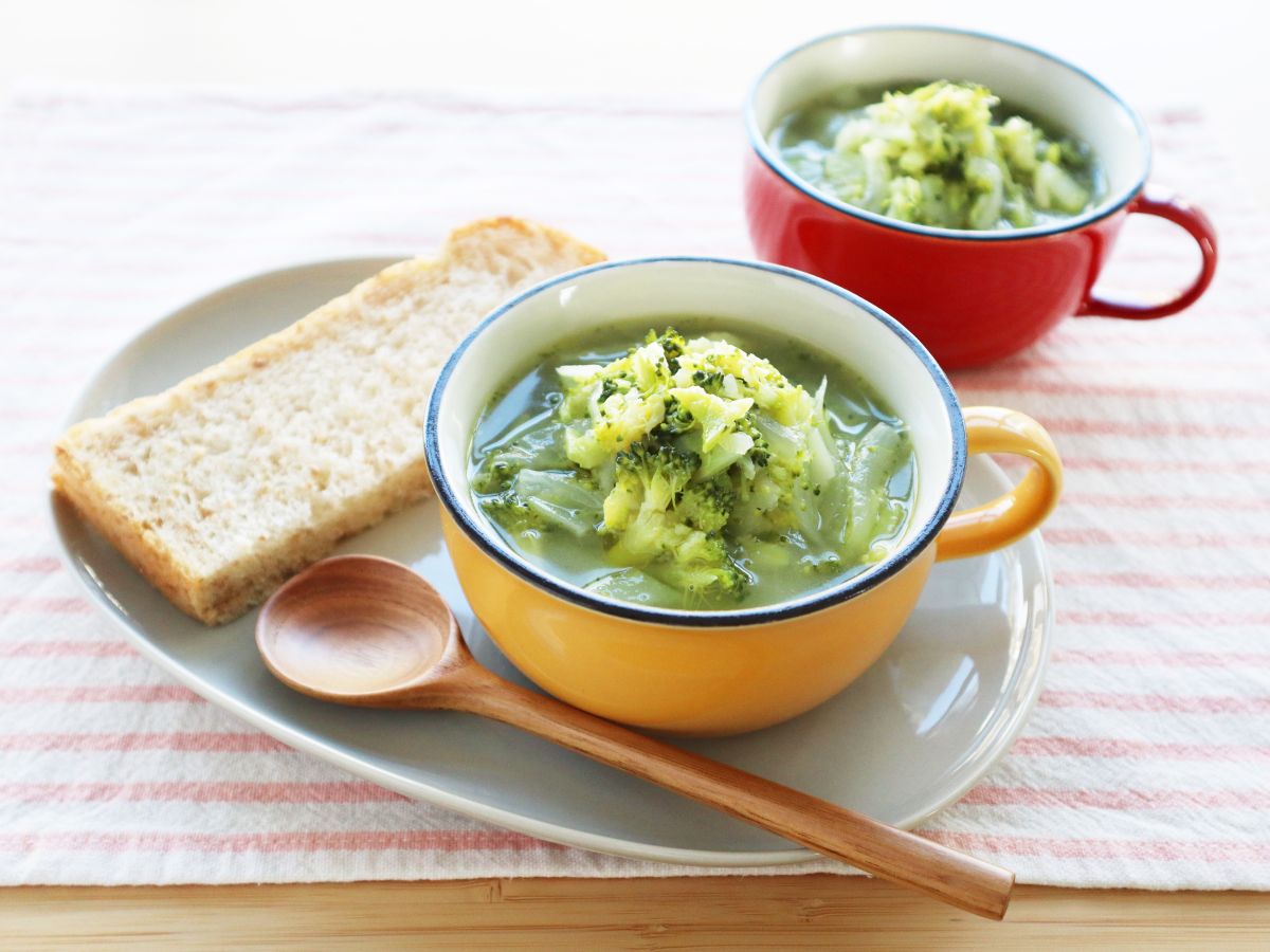 「ブロッコリーと玉ねぎのシンプルポタージュ」の完成写真